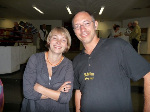 Herzlichen Glückwunsch! Beide wieder im Rat: Die junge Mutter Sarah Stockmann und Guido Fliege, aktiv im Strümper Schützenfest.