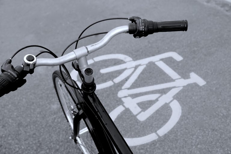 Grünen-Fraktion fordert mehr Sicherheit auf Schul- und Radwegen in Meerbusch